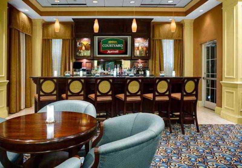 Courtyard Chapel Hill Hotel Екстериор снимка